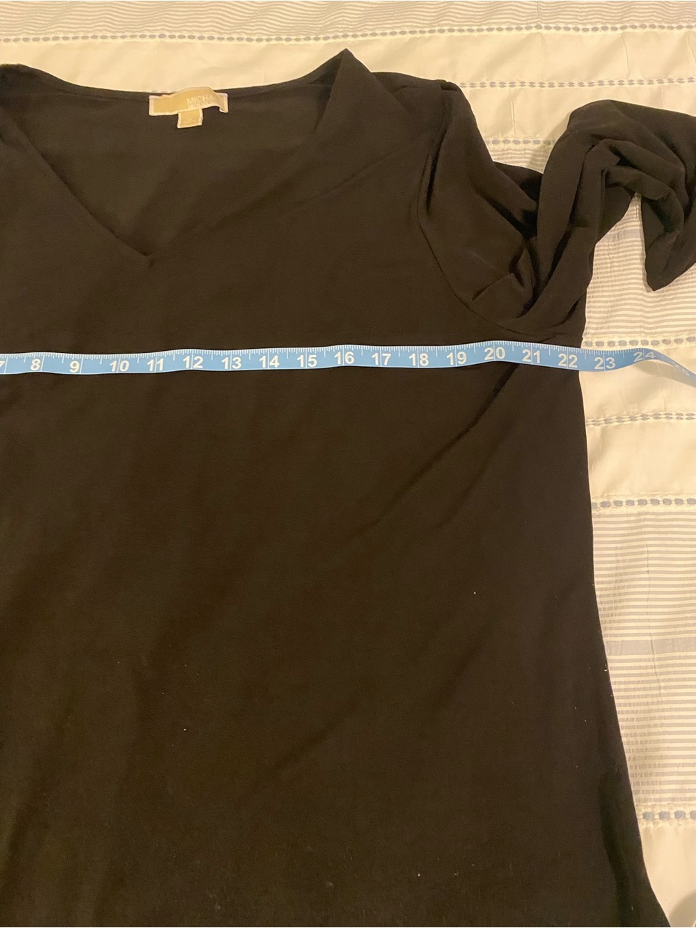 Michael Kors Black V-Neck Tunic Top - Picture 7 of 8